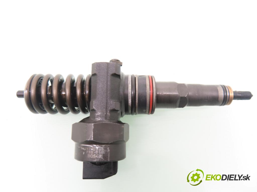 SKODA FABIA I Combi (6Y5) KOMBI 2003 74,00 1.9 TDI - ATD 1896,00 Vstrekovač 038130073J ; 0414720015 (Vstrekovač paliva)