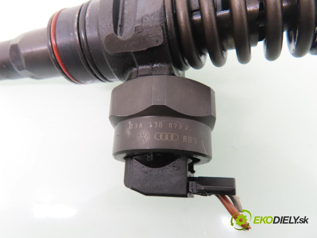 SKODA FABIA I Combi (6Y5) KOMBI 2003 74,00 1.9 TDI - ATD 1896,00 Vstrekovač 038130073J ; 0414720015 (Vstrekovač paliva)