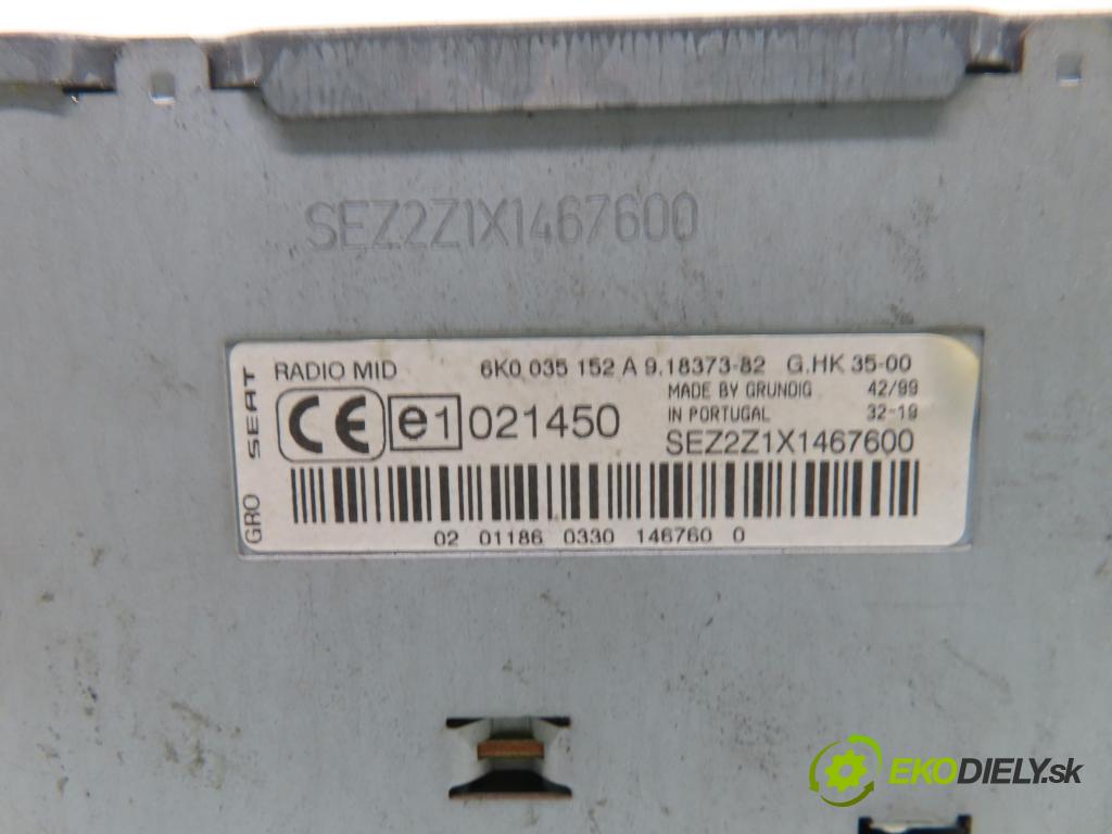 SEAT CORDOBA (6K2) SEDAN 1999 44,00 1.4 - AKK 1390,00 RADIO modul 6K0035152A