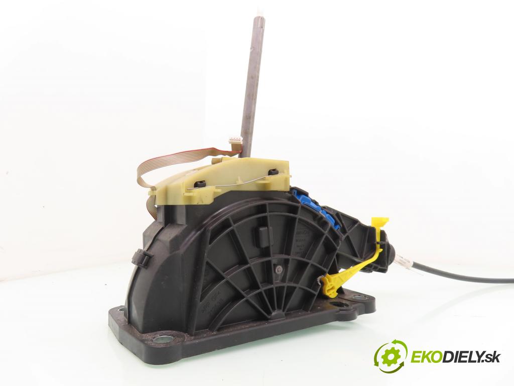 FORD MONDEO IV (BA7) LIFTBACK 2011 103,00 2.0 TDCi 140 - QXBA 1997,00 ZVEDÁK: 7G917C453JA ; 8G917E395AA