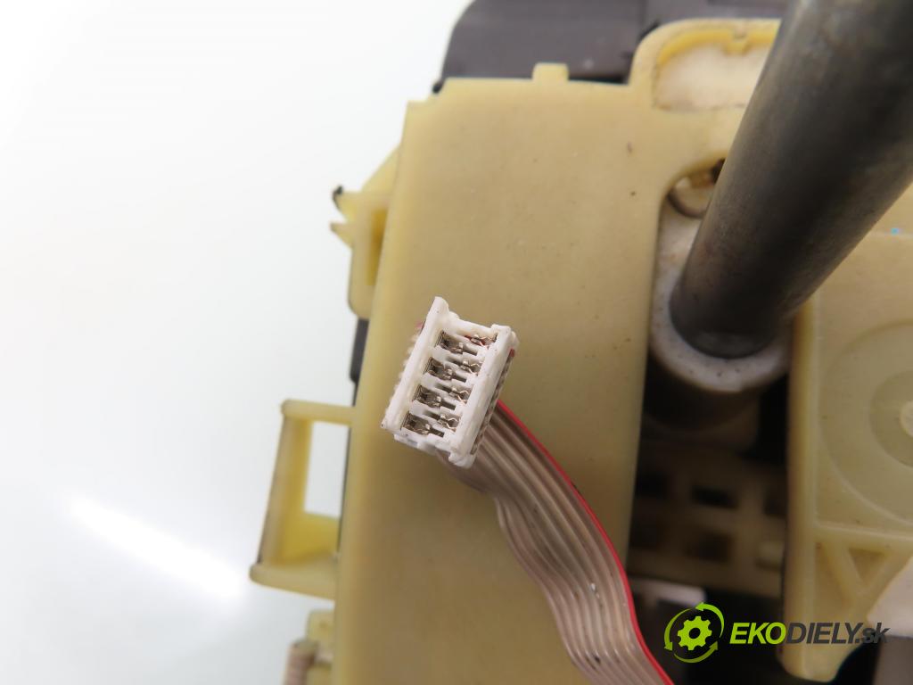 FORD MONDEO IV (BA7) LIFTBACK 2011 103,00 2.0 TDCi 140 - QXBA 1997,00 ZVEDÁK: 7G917C453JA ; 8G917E395AA