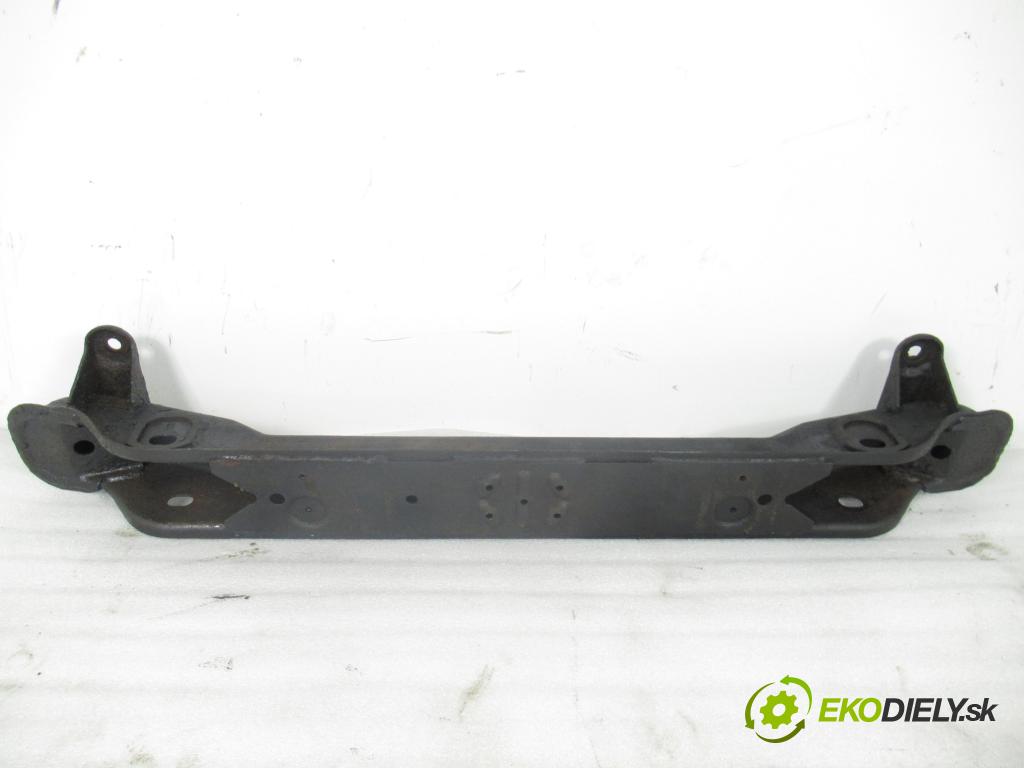 HYUNDAI H100 Skrzynia FURGON 2005 59,00 2.5 TDiC 80 - D4BF 2476,00 predný 