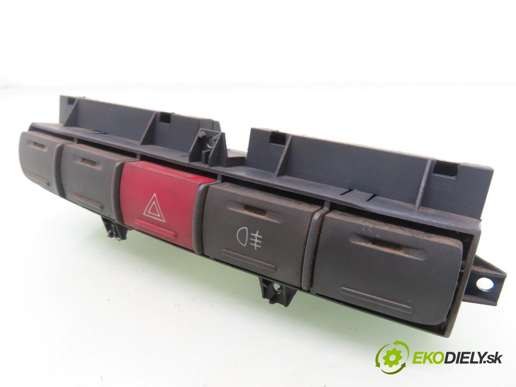 PEUGEOT BOXER Skrzynia (244) FURGON 2002 74,00 2.2 HDi - 4HY (DW12UTED) 2179,00 prepínač výstražných (núdzových) 7353387570