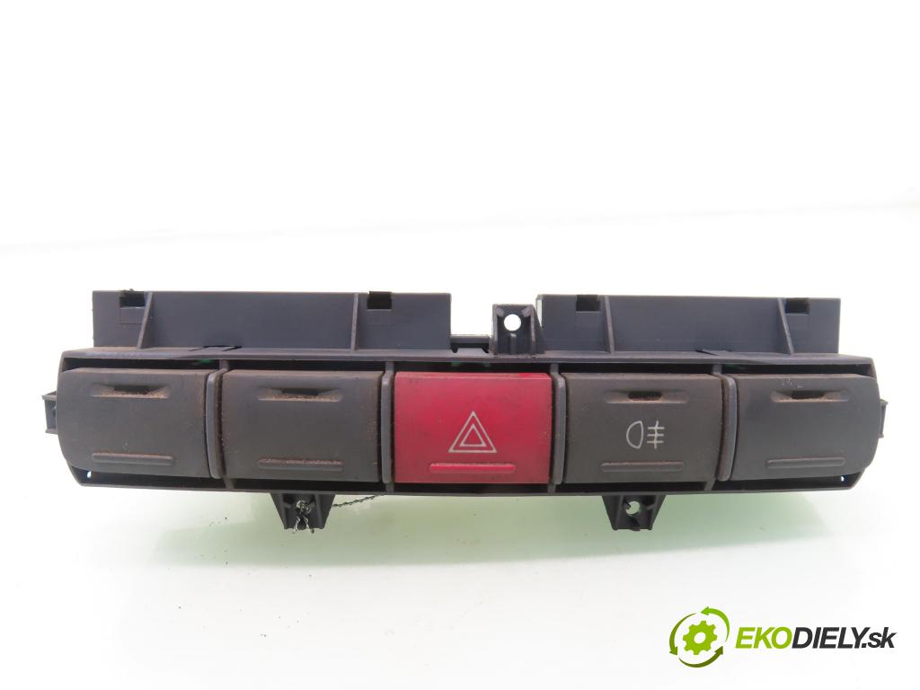 PEUGEOT BOXER Skrzynia (244) FURGON 2002 74,00 2.2 HDi - 4HY (DW12UTED) 2179,00 prepínač výstražných (núdzových) 7353387570