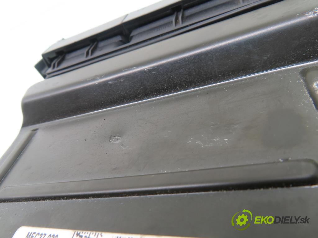 NISSAN PRIMERA (P12) LIFTBACK 2005 85,00 1.8 - QG18DE 1769,00 Riadiaca jednotka Motor MEC37030