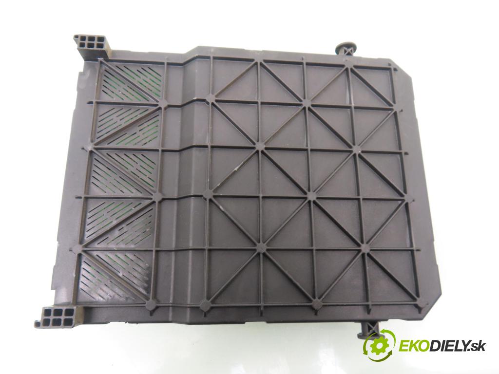 CITROEN XSARA PICASSO (N68) MINIVAN 2003 85,00 1.8 16V - 6FZ (EW7J4) 1749,00 MODUL BSI S118085320A ; 9649627780