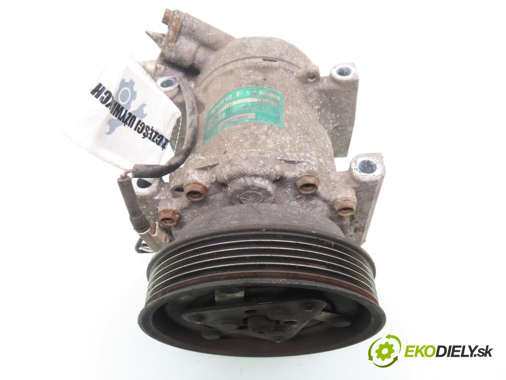 RENAULT CLIO II (BB_, CB_) HB 2002 72,00 1.4 16V (B/CB0P) - K4J 710 1390,00 KOMPRESOR: klimatizace 7700273801 ; 1416F (Kompresor klimatizace)