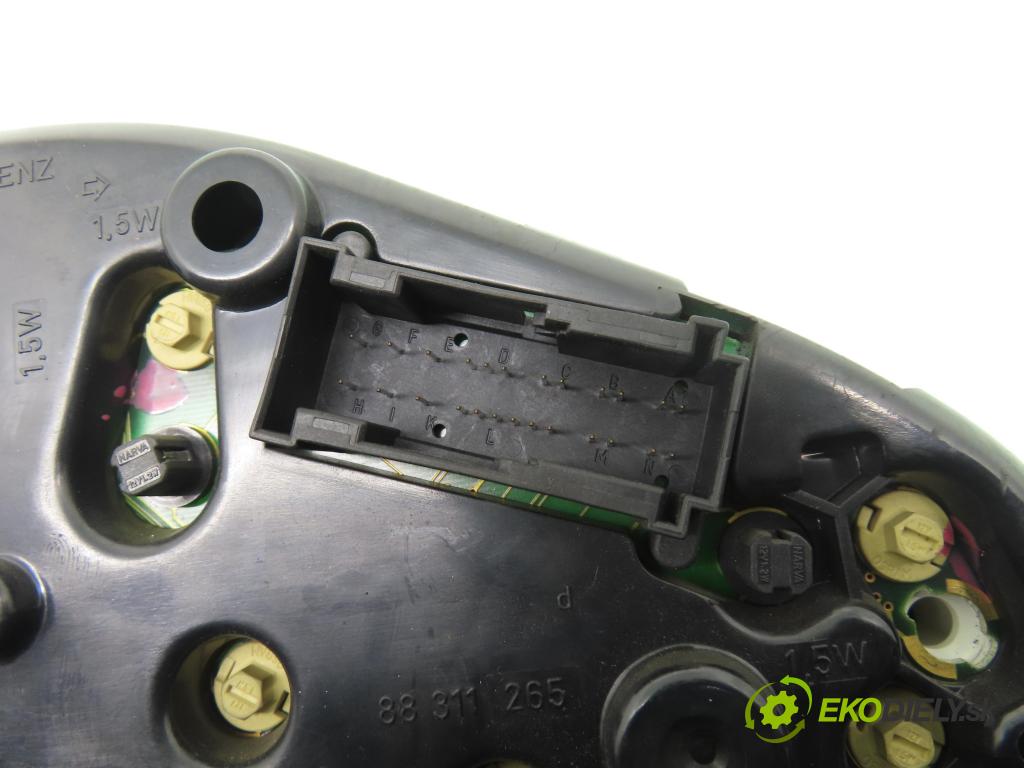 MERCEDES-BENZ KLASA E (W210) SEDAN 1999 92,00 E 220 CDI (210.006) - OM 611.961 2151,00 prístrojovka elektrický 2105401448 ; 110008898002