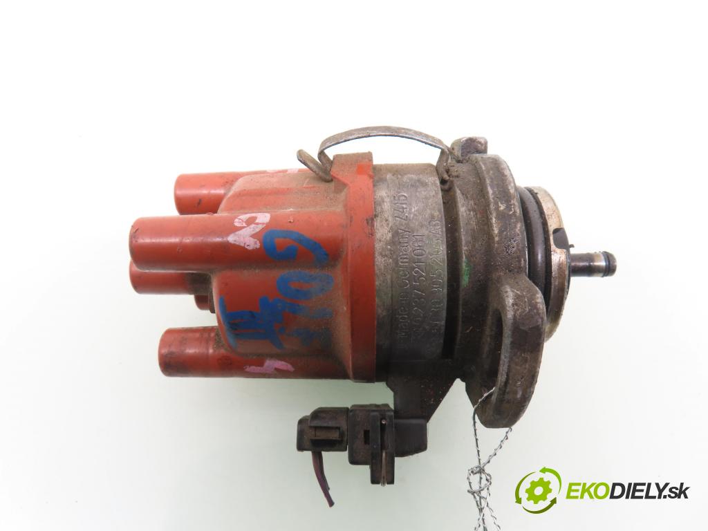 SKODA OCTAVIA I (1U2) SEDAN 1998 55,00 1.6 - AEE 1598,00 rozdělovač ZAPALOVÁNÍ 0237521061 ; 030905205AB