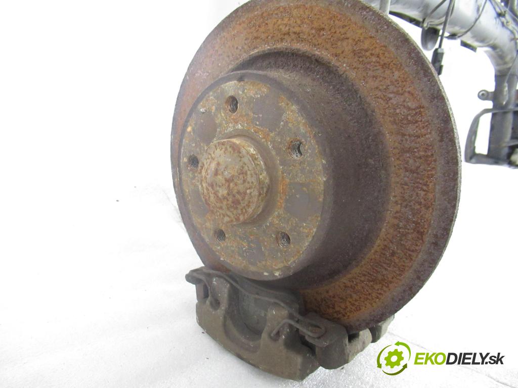 RENAULT LAGUNA II Grandtour (KG0/1_) KOMBI 2006 88,00 1.9 dCi (KG0G) - F9Q 670 1870,00 výztuha zadní část ABS