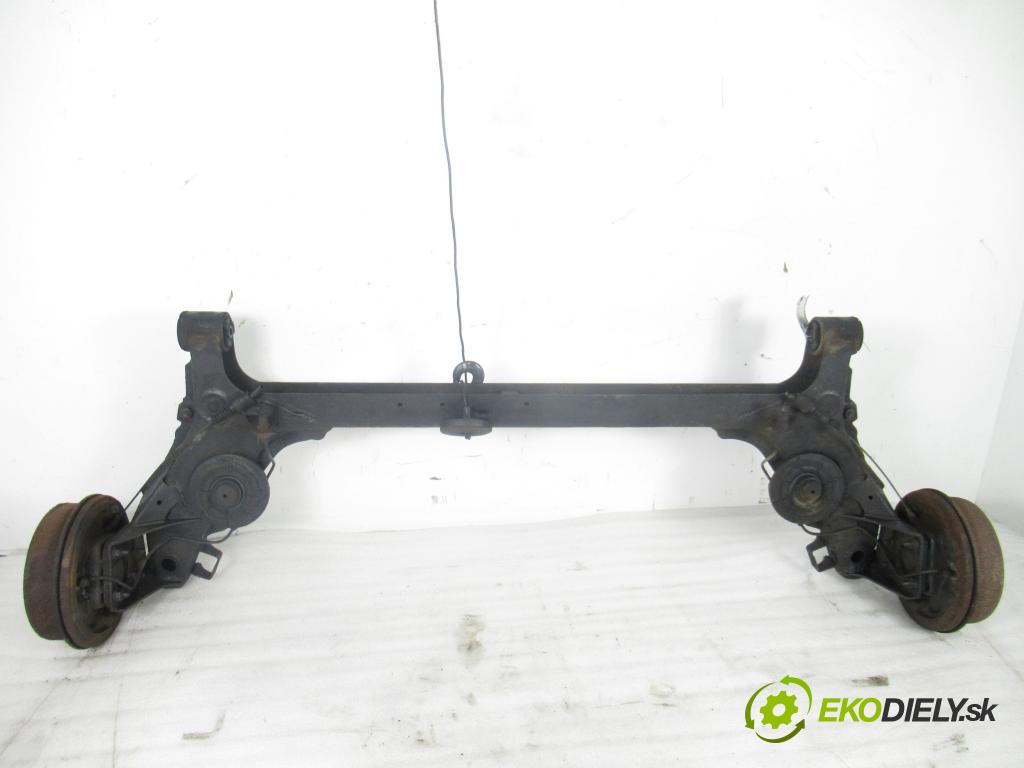 OPEL ASTRA F (T92) SEDAN 1999 55,00 1.6 - 16 LZ2 1598,00 výztuha zadní část 