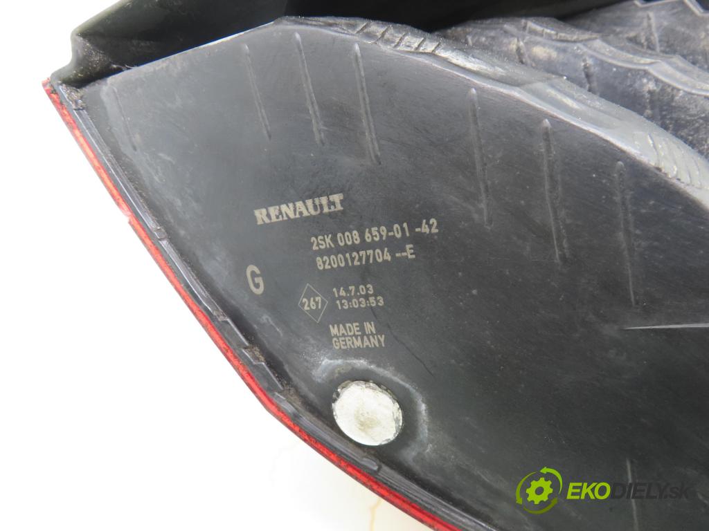 RENAULT SCENIC II (JM0/1_) MINIVAN 2004 83,00 1.6 (JM0C, JM0J, JM1B) - K4M 782 1598,00 světlo levé zadní 8200127704E ; 2SK00865901