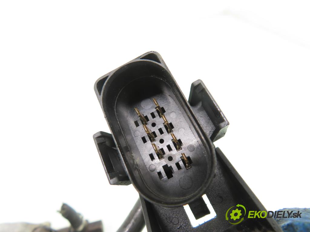 SEAT CORDOBA Vario (6K5) KOMBI 1998 81,00 1.9 TDI - AFN 1896,00 Pumpa vstrekovacia 0460404969 ; 028130115A (Vstrekovacie čerpadlo)