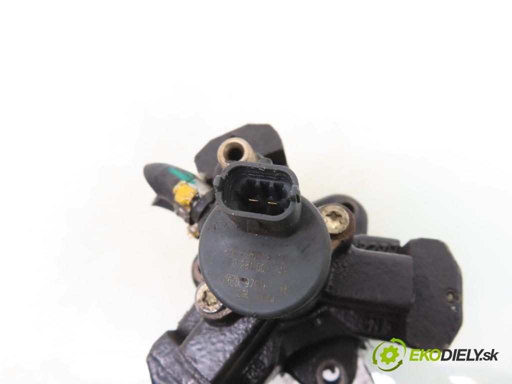 FIAT PUNTO (188_) HB 1999 59,00 1.9 JTD 80 - 188 A2.000 1910,00 pumpa vysokého TLAK: 0445010007