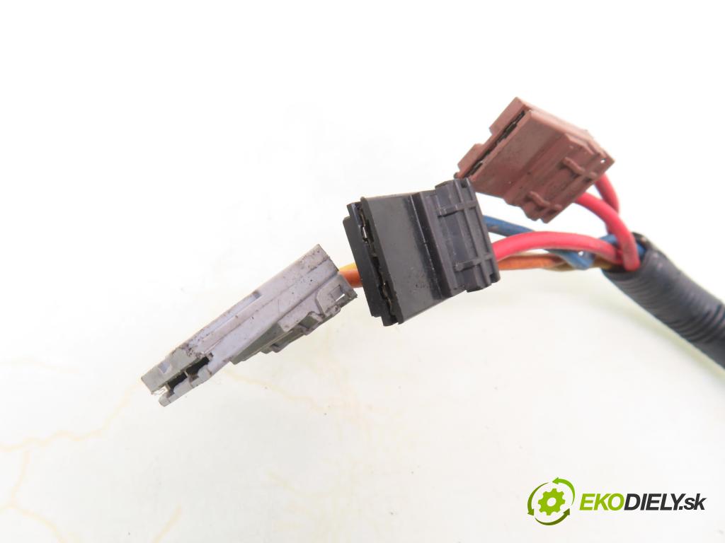 CITROEN BERLINGO / BERLINGO FIRST nadwozie wielkoprzestrzenne (MPV) KOMBIVAN 2000 51,00 1.9 D (MFWJZ) - WJZ (DW8) 1868,00 spínačka  (Spínací skříňka)