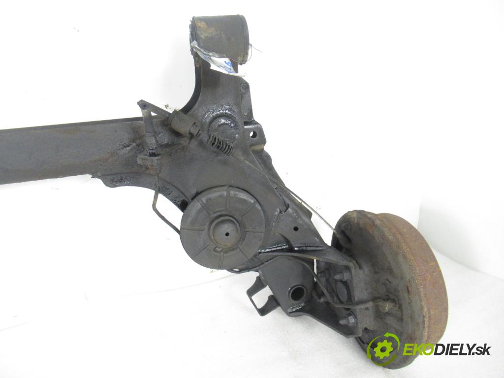 OPEL ASTRA F (T92) HB 1994 44,00 1.4 i 60 - C 14 NZ 1389,00 výztuha zadní část