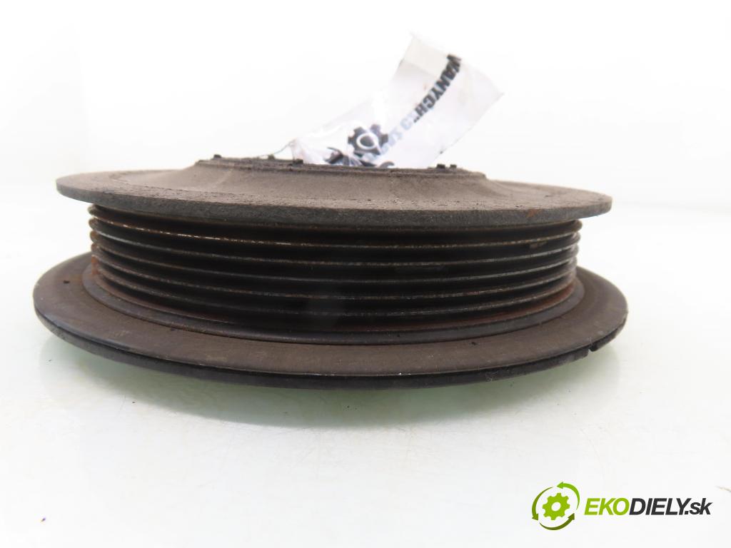 OPEL VECTRA C GTS (Z02) HB 2003 86,00 2.2 DTI 16V 117 - Y 22 DTR 2172,00 řemenice kolová Vačkového hřídele / kliky