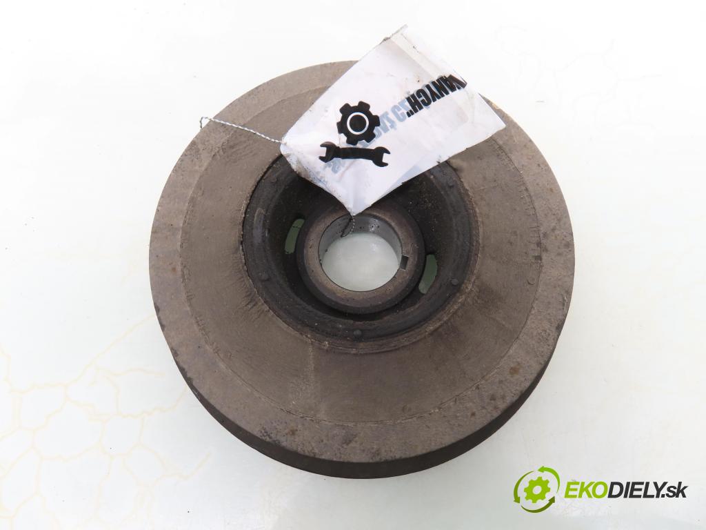 OPEL VECTRA C GTS (Z02) HB 2003 86,00 2.2 DTI 16V 117 - Y 22 DTR 2172,00 řemenice kolová Vačkového hřídele / kliky