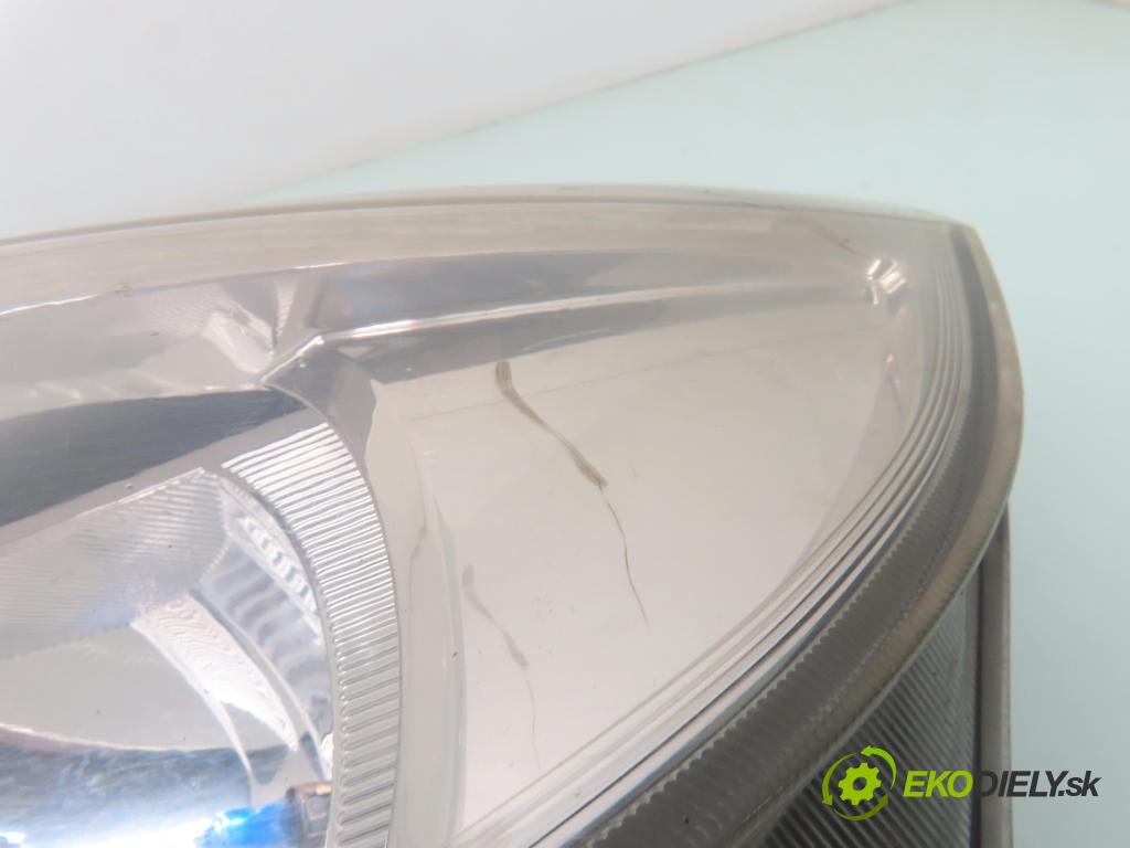 RENAULT SCENIC II (JM0/1_) MINIVAN 2003 83,00 1.6 (JM0C, JM0J, JM1B) - K4M 782 1598,00 světlo LP