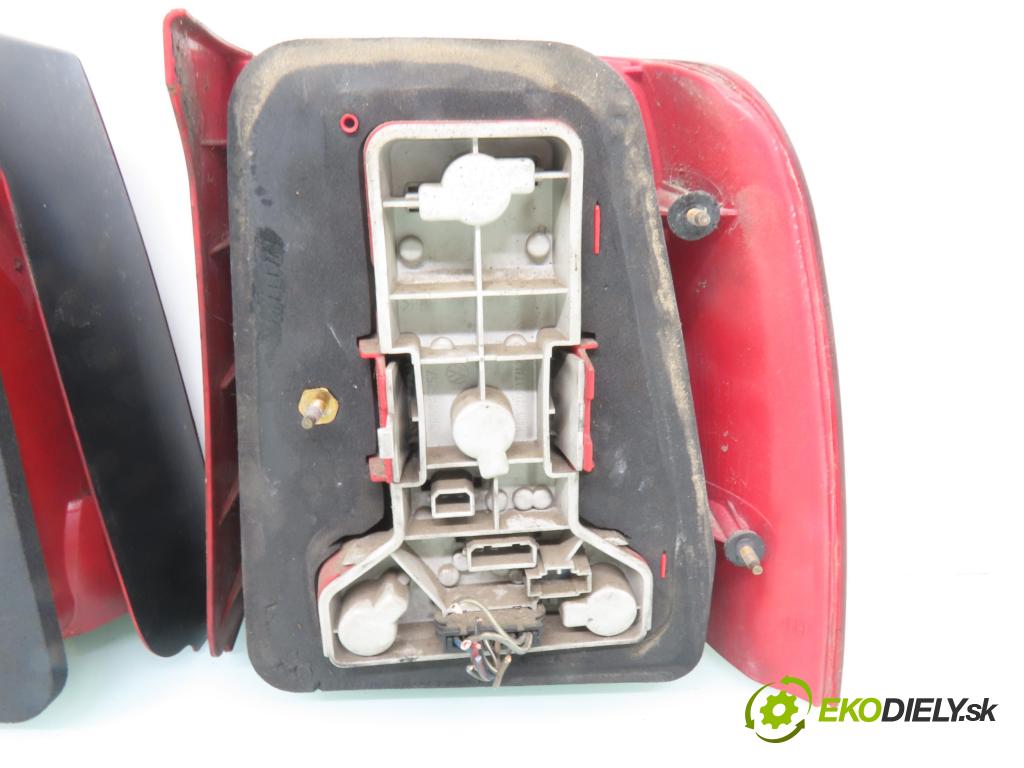 VW PASSAT B5 (3B2) SEDAN 1999 74,00 1.6 - AHL 1595,00 svetla 3B5945096F