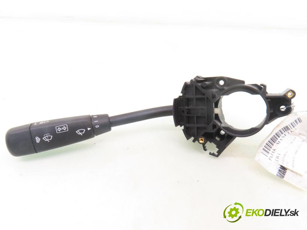 MERCEDES-BENZ KLASA A (W168) HB 1998 60,00 1.4 A 140 82 - M 166.940 1397,00 / páčka ľavá strana 461800004