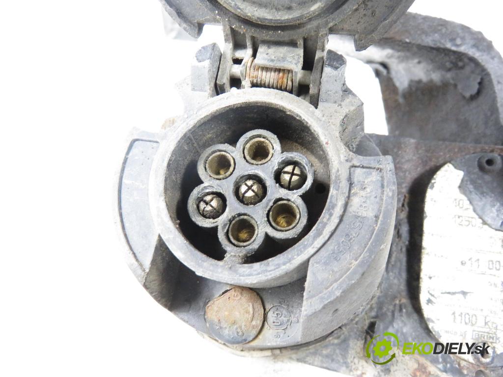 CITROEN BERLINGO FIRST Skrzynia (M_) FURGON 2005 66,00 2.0 HDI 90 - RHY (DW10TD) 1997,00 Hák