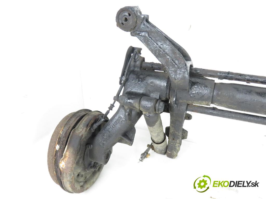 CITROEN BERLINGO FIRST Skrzynia (M_) FURGON 2005 66,00 2.0 HDI 90 - RHY (DW10TD) 1997,00 výztuha zadní část ABS