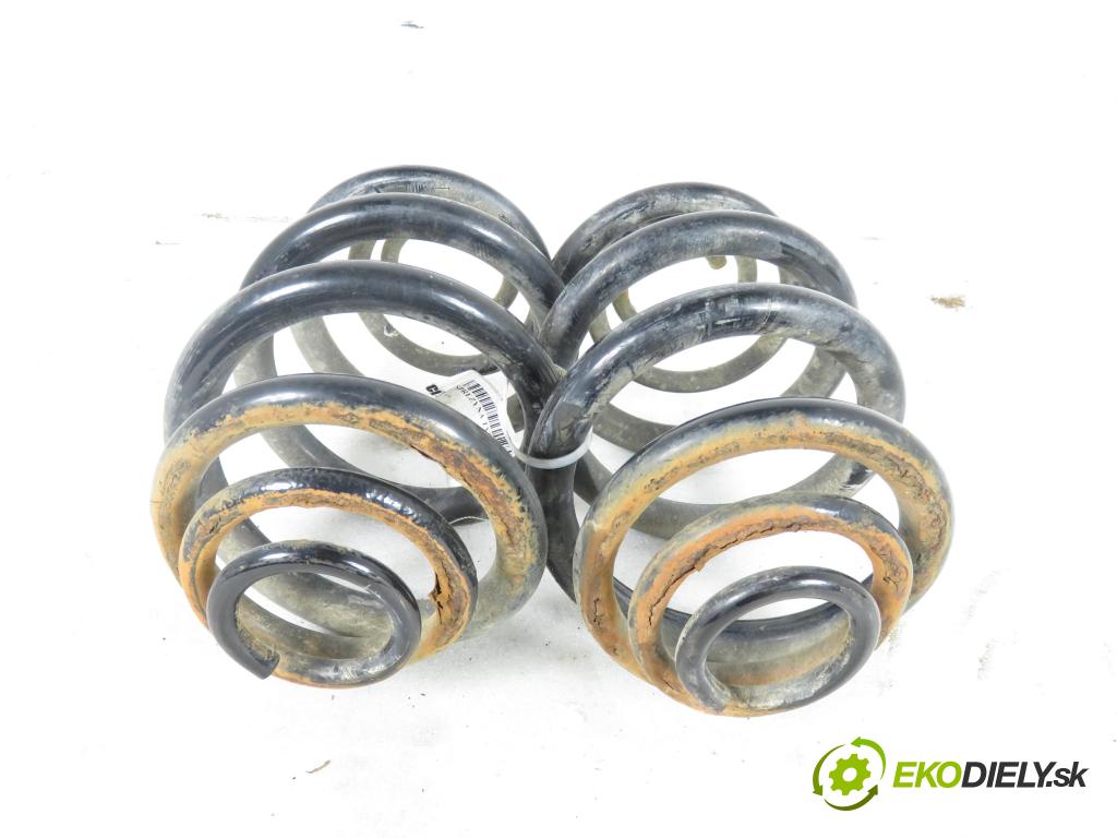 VW TRANSPORTER IV Skrzynia (70XA) FURGON 1995 44,00 1.9 D 60 - 1X 1896,00 Pružina zadné