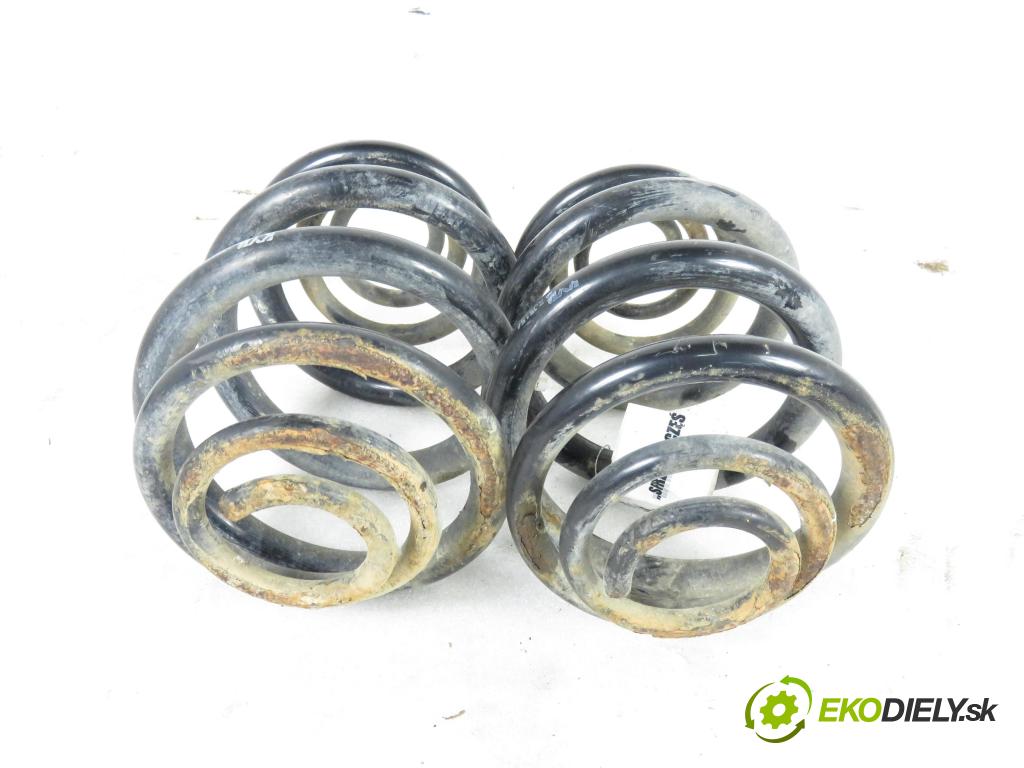 VW TRANSPORTER IV Skrzynia (70XA) FURGON 1995 44,00 1.9 D 60 - 1X 1896,00 Pružina zadné