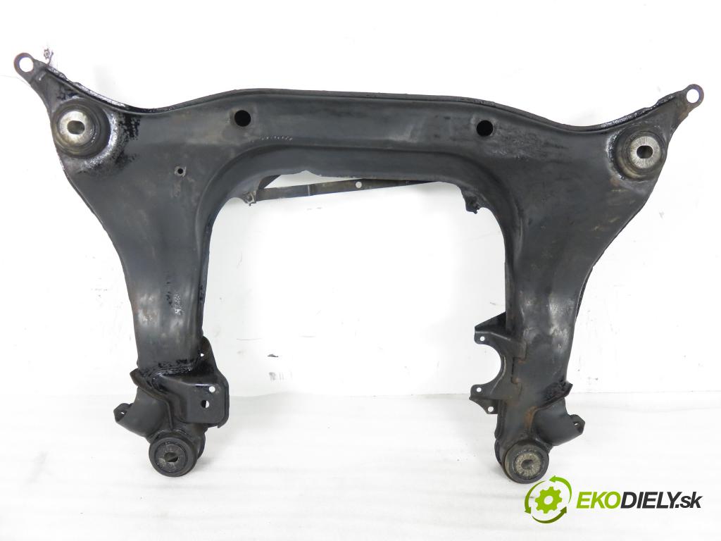 VW PASSAT B5 (3B2) SEDAN 2000 81,00 1.9 TDI - AVG 1896,00 PŘEDNÍ: