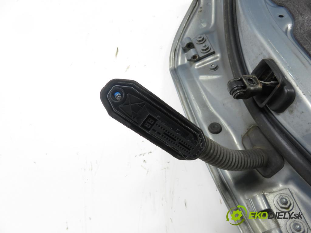 BMW 3 (E90) SEDAN 2005 95,00 318 i 129 - N46 B20 B 1995,00 dveře PP 