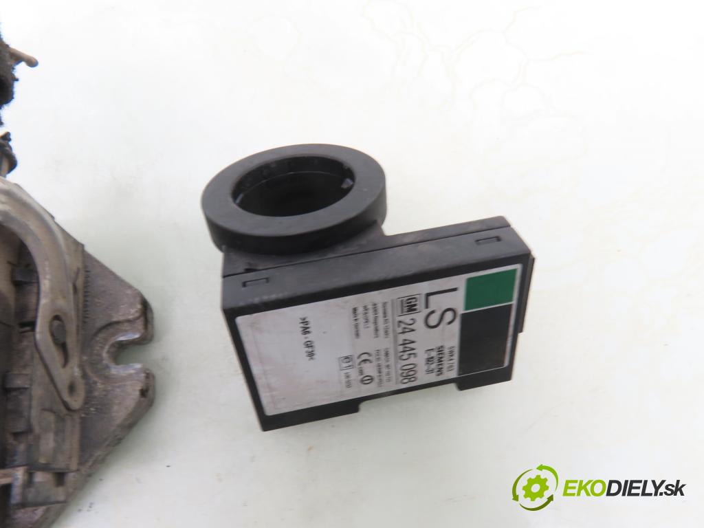 OPEL ZAFIRA A Nadwozie Wielkopojemne (MPV) (T98)  MINIVAN 2004 92,00 1.8 16V 125 - Z 18 XE 1796,00 spínačka / imobilizéra IMMO / řídící jednotka 09158726 ; 5WK9157