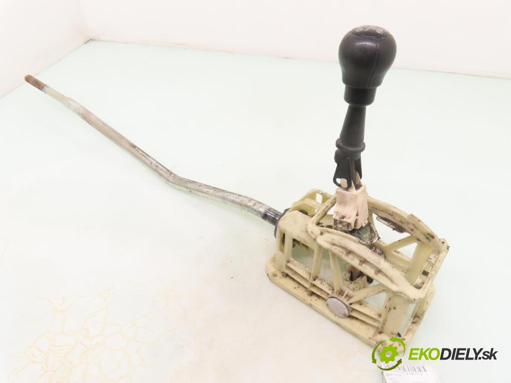 OPEL ZAFIRA A Nadwozie Wielkopojemne (MPV) (T98)  MINIVAN 2004 92,00 1.8 16V 125 - Z 18 XE 1796,00 ZVEDÁK: 90523924