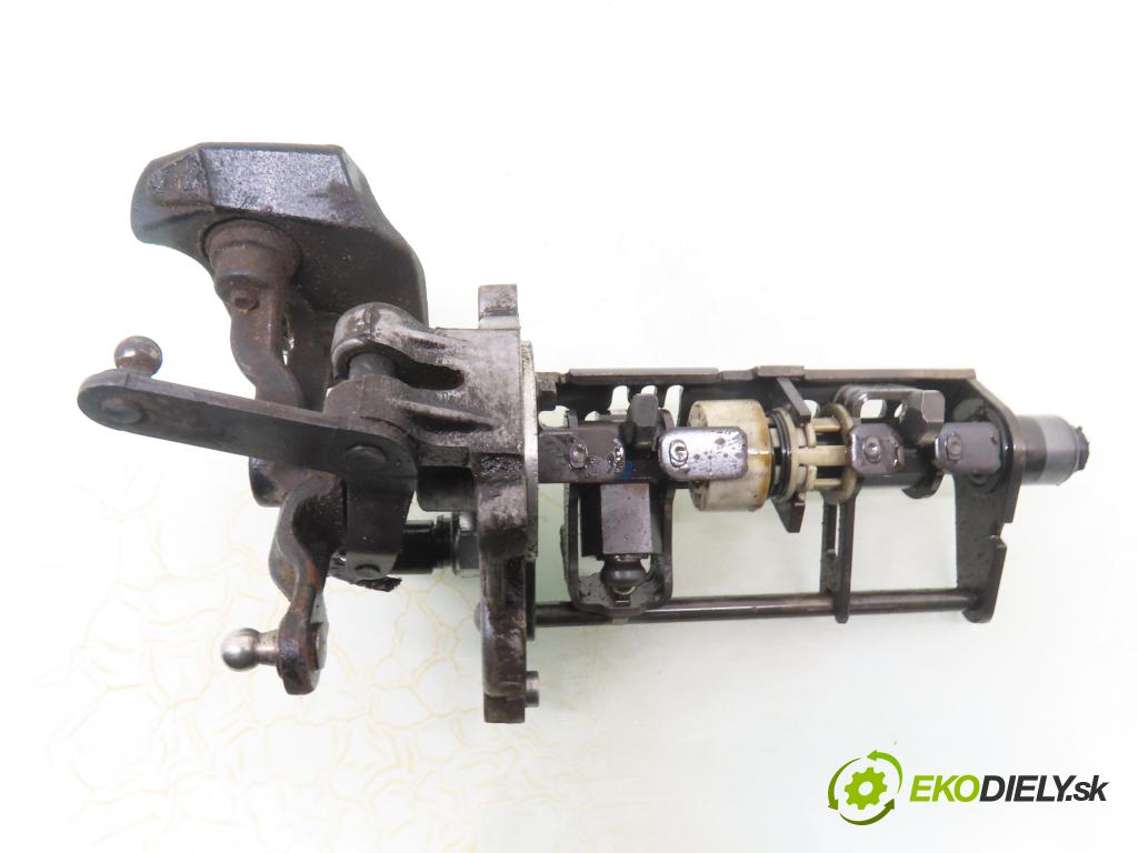 FORD C-MAX (DM2) MINIVAN 2007 85,00 1.8 TDCi 115 1753,00 VOLIČ: převodovky 3S7R7B244AB