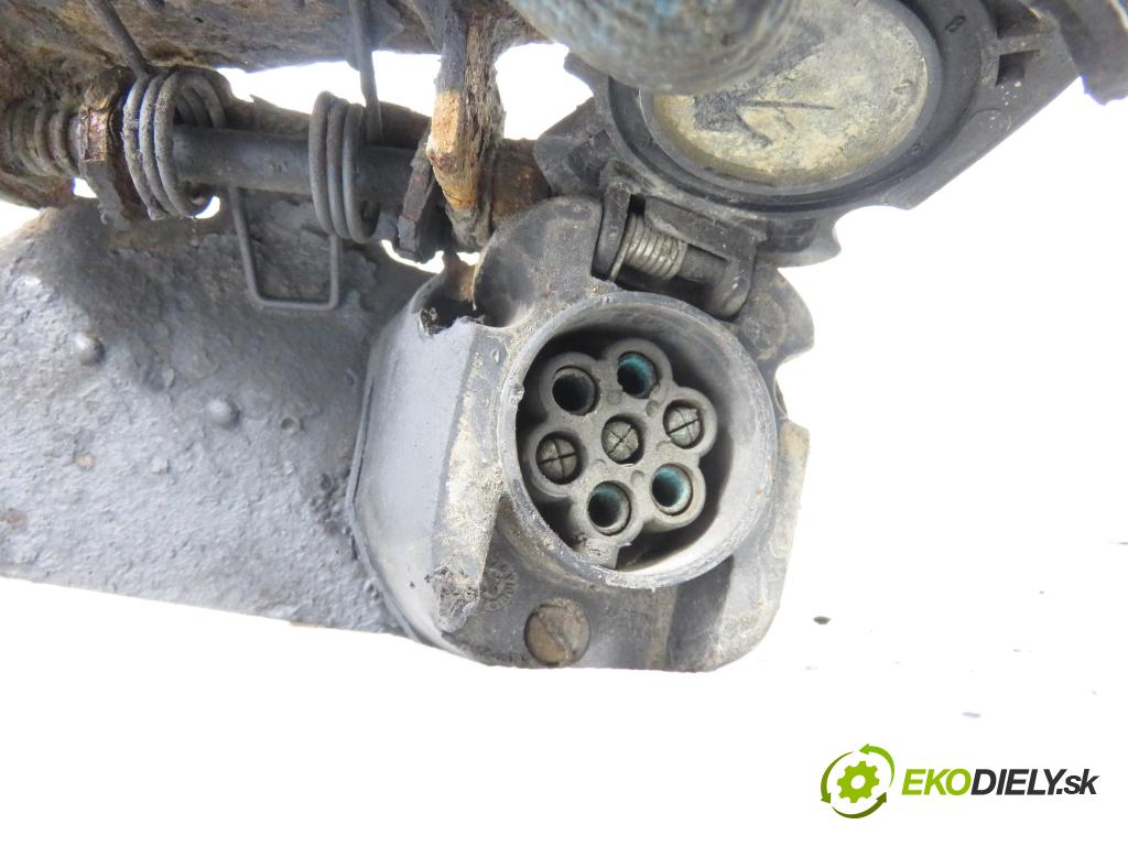 CITROEN XANTIA Break (X2) KOMBI 2000 66,00 2.0 HDI 90 - RHY (DW10TD) 1997,00 Hák