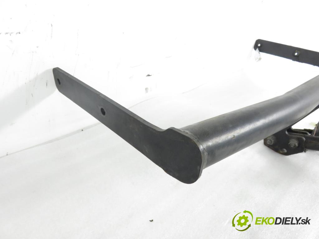 SKODA FABIA I Combi (6Y5) KOMBI 2003 74,00 1.9 TDI - ATD 1896,00 Hák