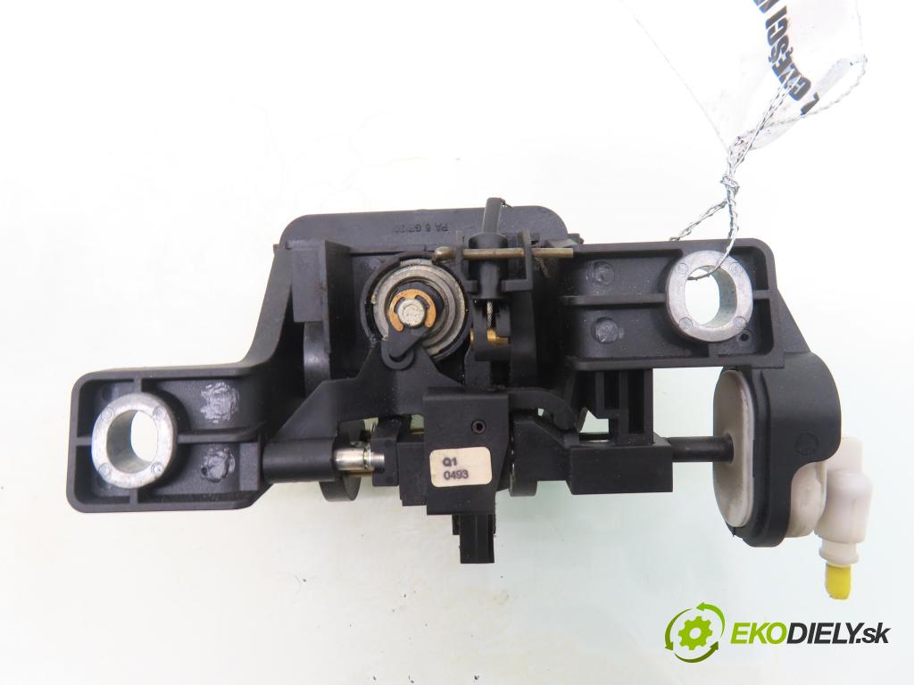 MERCEDES-BENZ KLASA A (W168) HB 2003 55,00 A 160 CDI 75 - OM 668.940 1689,00 klika dveří kufr A1687400193