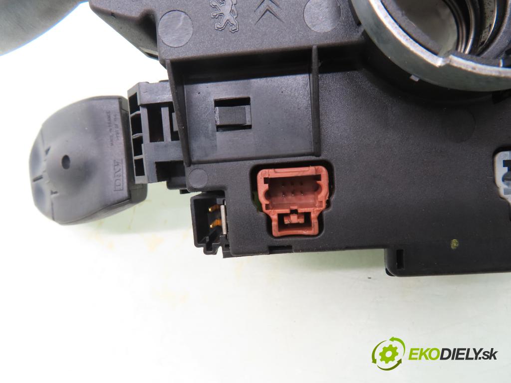 PEUGEOT 307 (3A/C) HB 2001 81,00 1.6 - NFU (TU5JP4) 1587,00 PAKA/ŘAZENÍ/SADA: 96477544XT ; COM2000