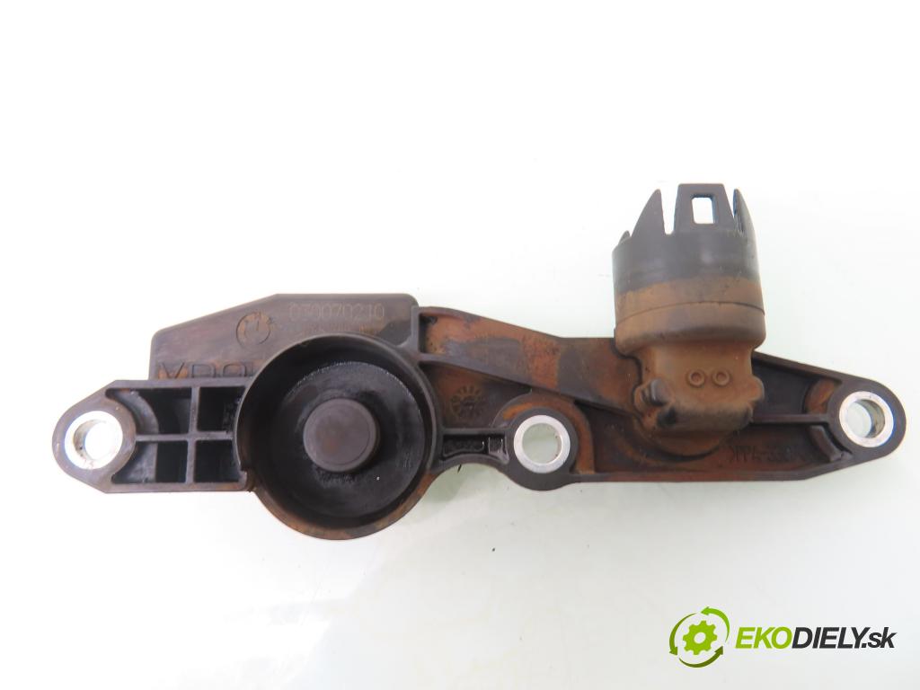 BMW 3 (E46) SEDAN 2003 85,00 316 i - N46 B18 A 1796,00 snímač 751378303