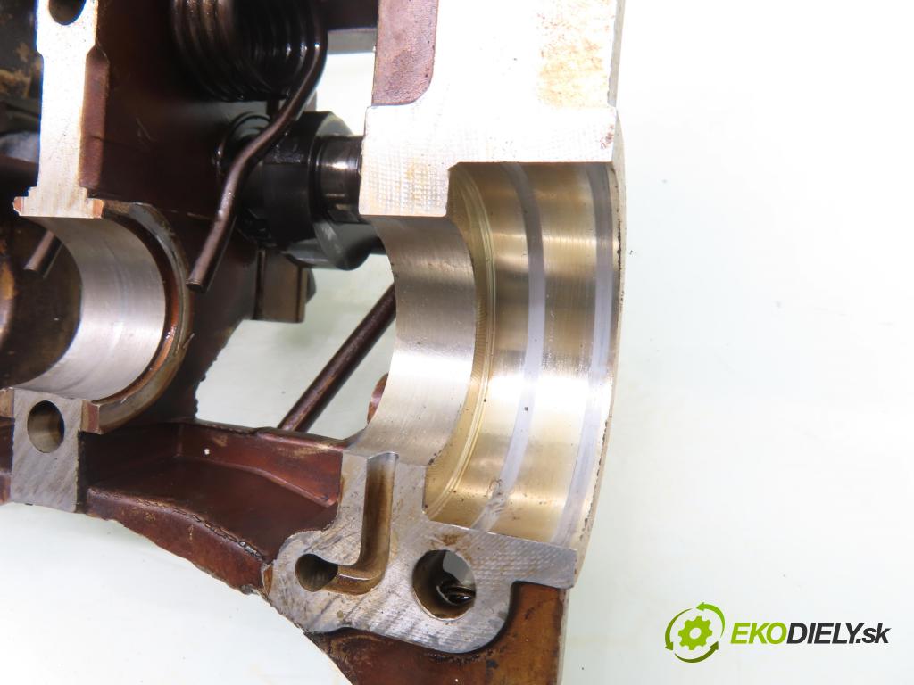 BMW 3 (E46) SEDAN 2003 85,00 316 i - N46 B18 A 1796,00 VÁLEČEK VAČKOVÁ HŘÍDEL: 