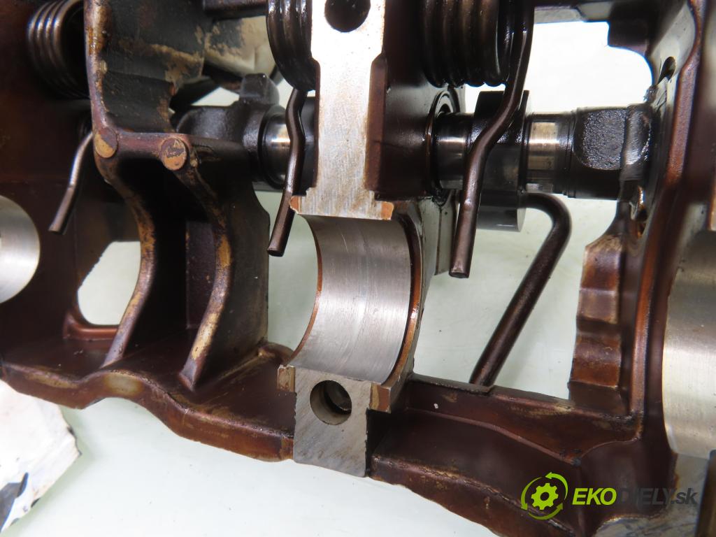 BMW 3 (E46) SEDAN 2003 85,00 316 i - N46 B18 A 1796,00 VÁLEČEK VAČKOVÁ HŘÍDEL: