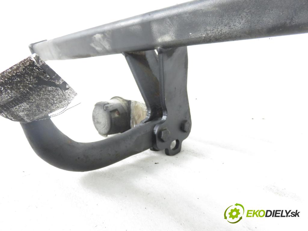 SEAT TOLEDO II (1M2) SEDAN 1999 74,00 1.6 - AEH 1595,00 Hák