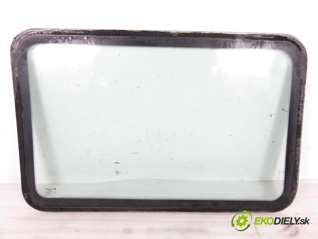 RENAULT MASTER II Skrzynia (FD) FURGON 1998 63,00 2.8 D - S8W 700 2799,00 okno dveří PT 