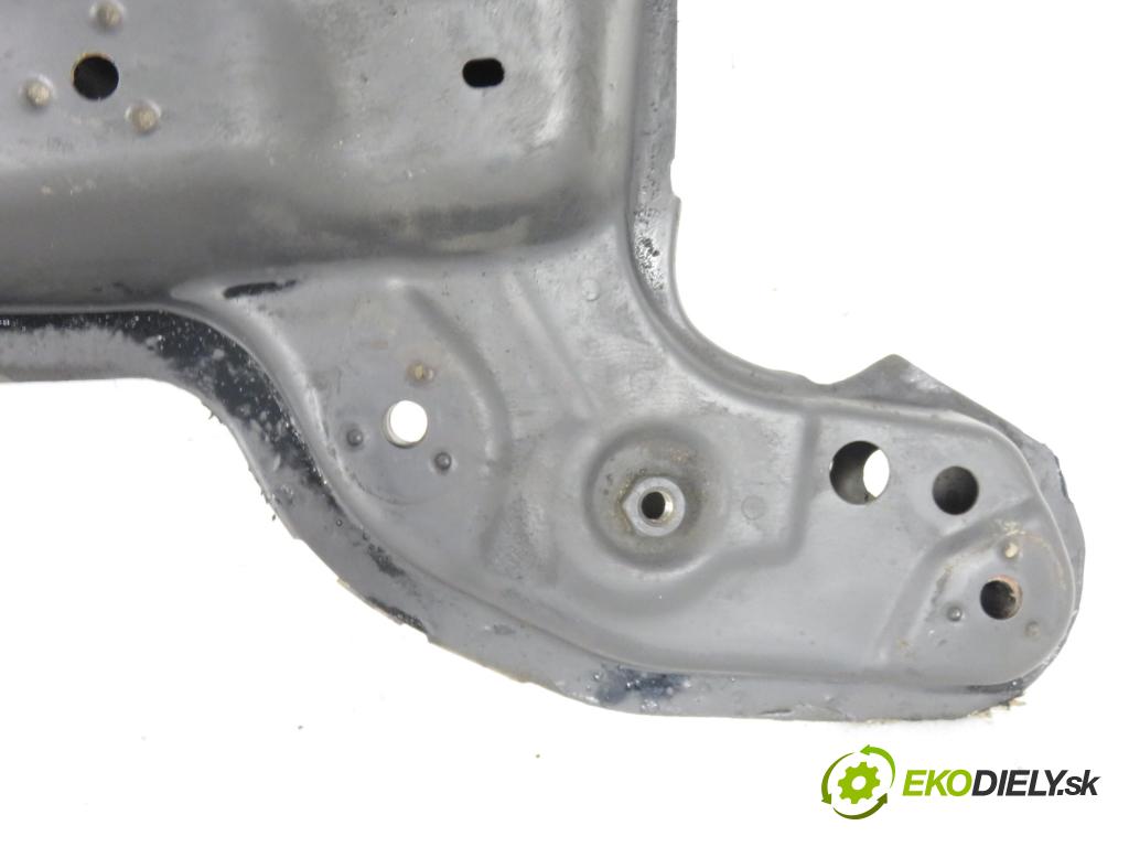 FIAT PUNTO (188_) HB 1999 59,00 1.9 JTD 80 - 188 A2.000 1910,00 PŘEDNÍ: