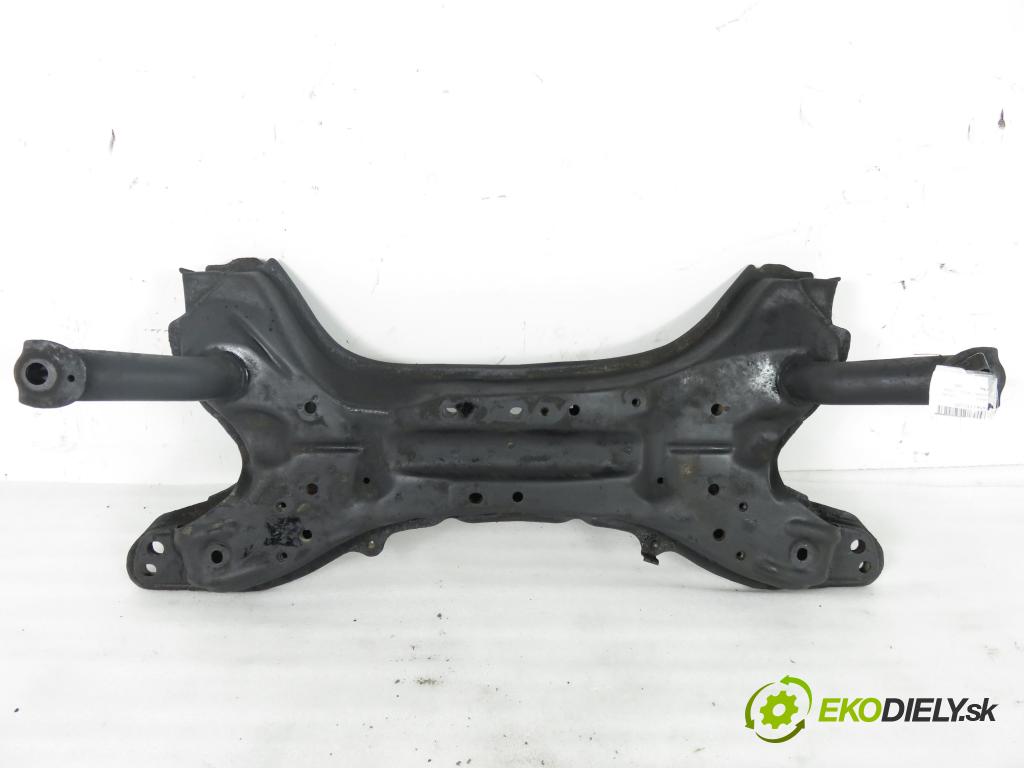 TOYOTA YARIS (_P1_) HB 2002 63,00 1.3 VVTi 86 - 2NZ-FE 1299,00 PŘEDNÍ: