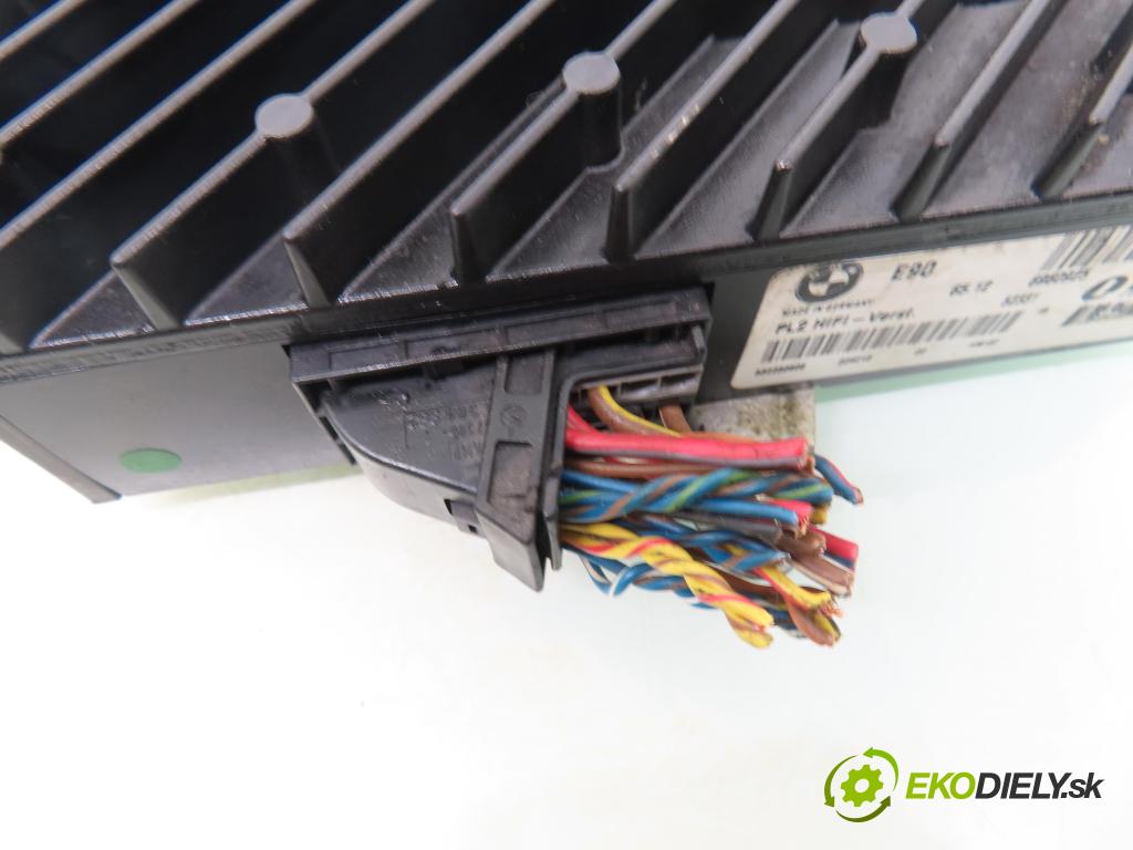 BMW 3 (E90) SEDAN 2005 95,00 318 i 129 - N46 B20 B 1995,00 zesilovač 6960925 (Zesilovač)