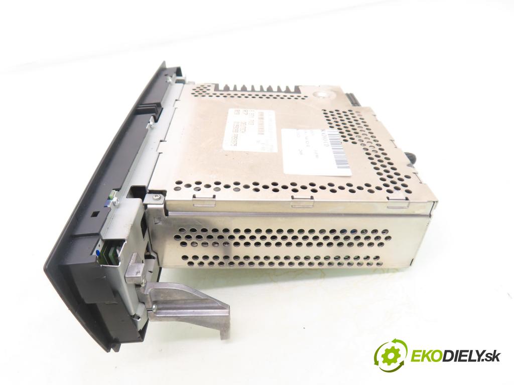 BMW 3 (E90) SEDAN 2005 95,00 318 i 129 - N46 B20 B 1995,00 RADIO CD 6971703