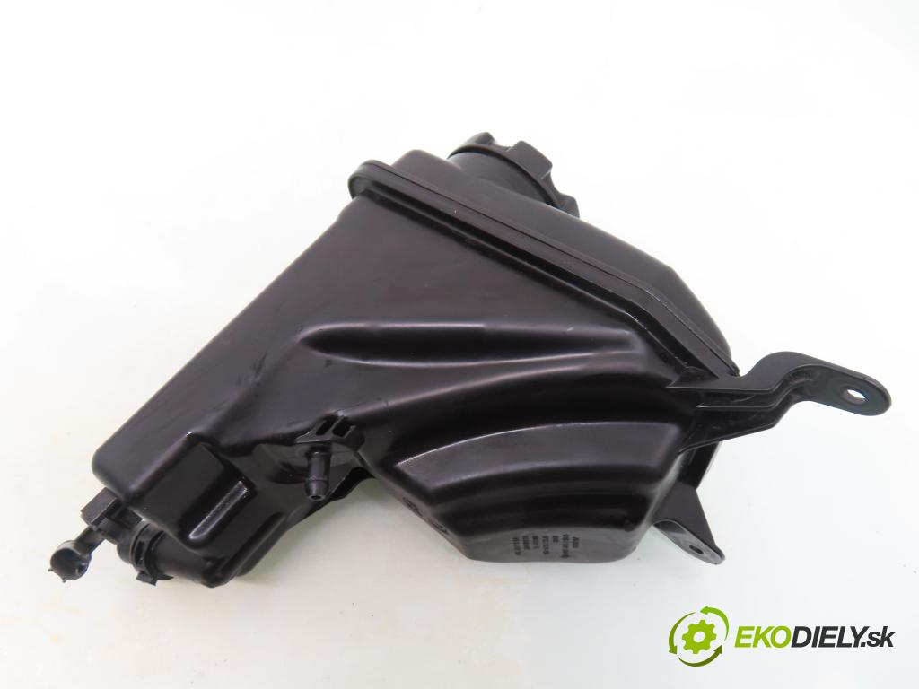 BMW 3 (E90) SEDAN 2005 95,00 318 i 129 - N46 B20 B 1995,00 nádržka NÁHRADNÍ 7529495