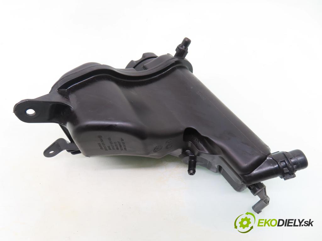 BMW 3 (E90) SEDAN 2005 95,00 318 i 129 - N46 B20 B 1995,00 nádržka NÁHRADNÍ 7529495