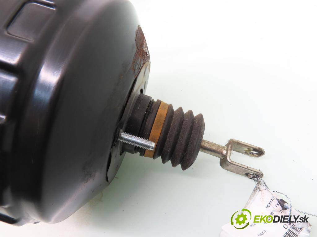 BMW 3 (E90) SEDAN 2005 95,00 318 i 129 - N46 B20 B 1995,00 Posilovač 675197604 ; 67519760 (Servočerpadlo)